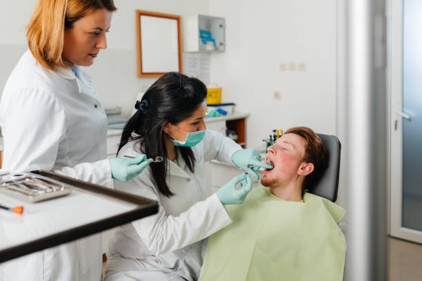 Best Broken or Chipped Tooth Repair in Altadena, CA